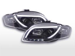 A nappali fényszóró LED DRL megjelenése az Audi A4 8E 04-08 típusú fekete 