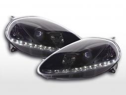 A nappali fényszóró LED DRL megjelenése fekete Fiat Grande Punto 199 05-08 típusú 