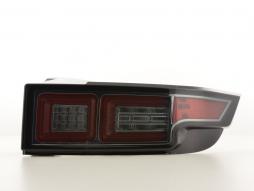 LED -takavalot asettavat Land Rover Range Rover Evoquen vuodesta 2011 mustaksi 